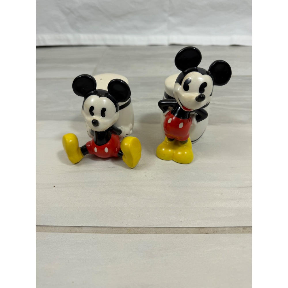 Disney Mickey Mouse Salt and Pepper Shaker Set Gibson Ceramic Black Red Yellow